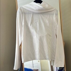 Elegant White Long Sleeve Blouse